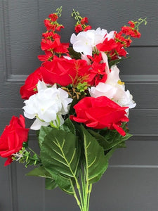 GB82529RDWHI 26"  LILY HYDRANGEA RED WHITE