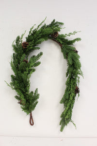 SS134553 GN PINE PINECONE GARLAND SPRAY 5'